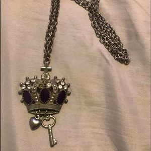 Crown necklace